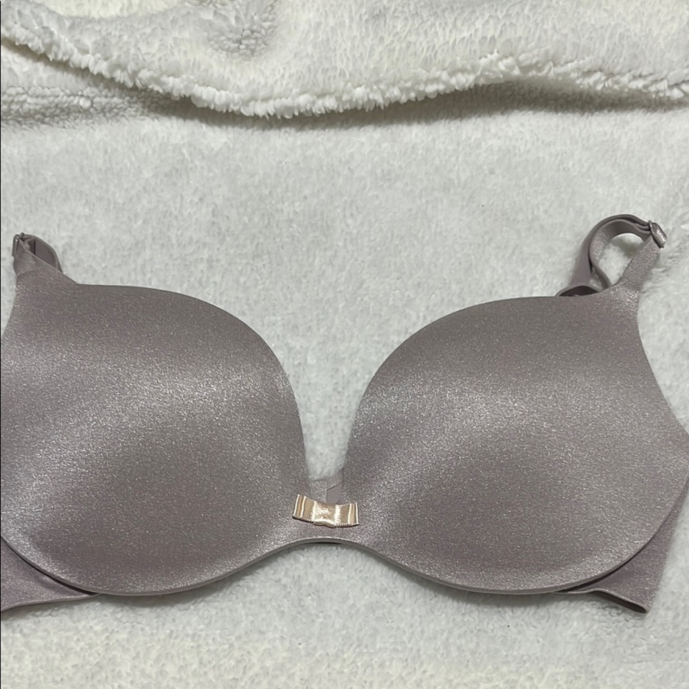 Victoria's Secret Shimmering Gray Bra